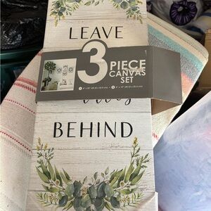 3 Piece Canvas Set with Greenery Design